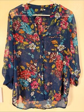 Kut from the Kloth Navy Floral Button-Front Blouse